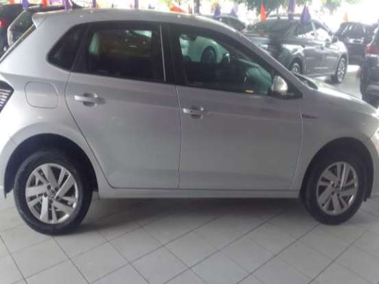 VOLKSWAGEN-POLO-1.0 170 TSI COMFORTLINE AUTOMÁTICO VOLKSWAGEN-POLO-2024