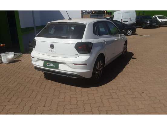 VOLKSWAGEN-POLO-2025