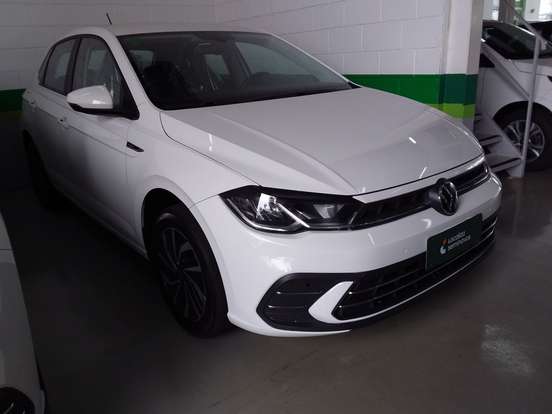 VOLKSWAGEN-POLO-2025