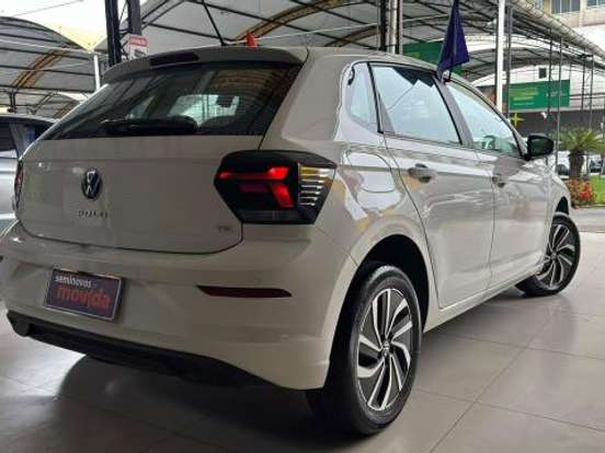 VOLKSWAGEN-POLO-1.0 170 TSI HIGHLINE AUTOMÁTICO VOLKSWAGEN-POLO-2024