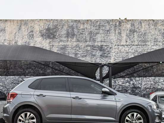 VOLKSWAGEN-POLO-1.0 200 TSI HIGHLINE AUTOMÁTICO VOLKSWAGEN-POLO-2017