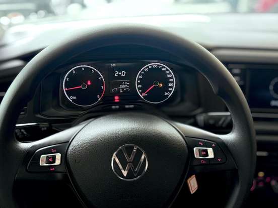 VOLKSWAGEN-POLO-2024