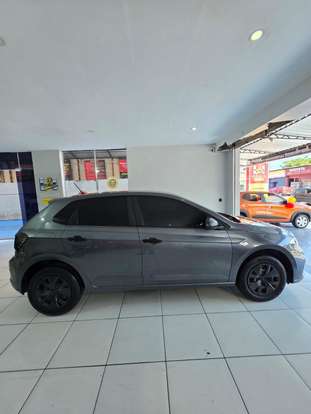 VOLKSWAGEN-POLO-2023