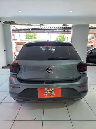 VOLKSWAGEN-POLO-2023