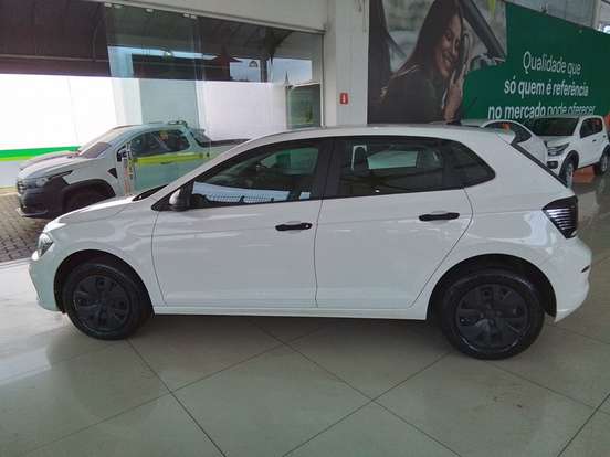 VOLKSWAGEN-POLO-2025