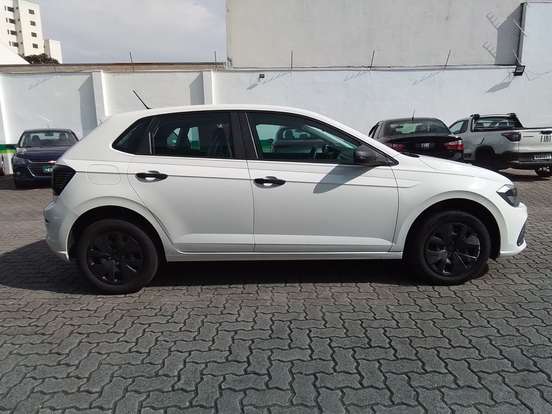 VOLKSWAGEN-POLO-2025