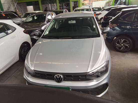 VOLKSWAGEN-POLO-2025