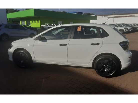 VOLKSWAGEN-POLO-2024