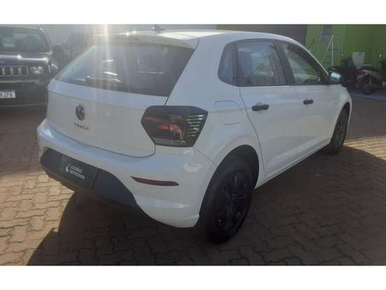VOLKSWAGEN-POLO-2024