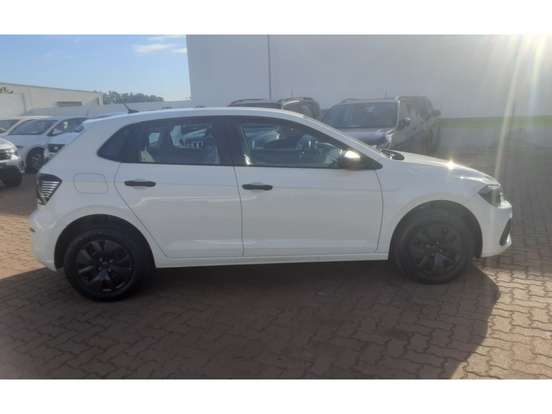VOLKSWAGEN-POLO-2024