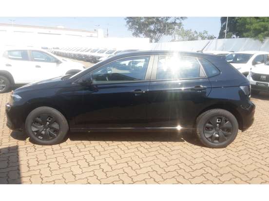 VOLKSWAGEN-POLO-2025