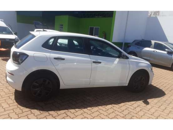VOLKSWAGEN-POLO-2024