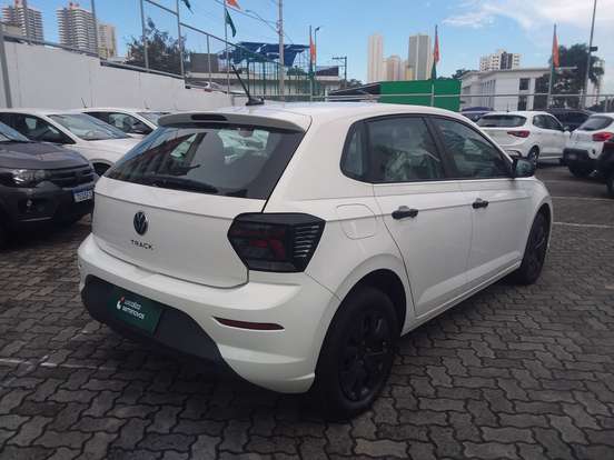 VOLKSWAGEN-POLO-2025