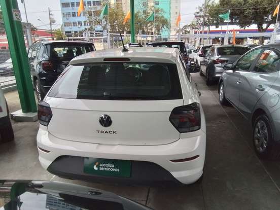 VOLKSWAGEN-POLO-2025