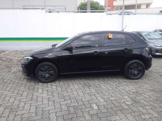 VOLKSWAGEN-POLO-2025