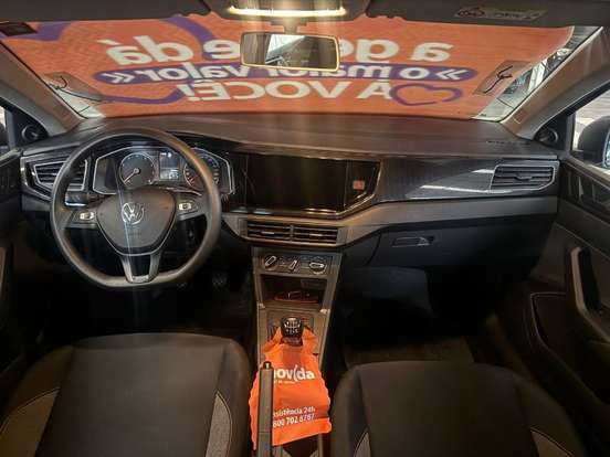 VOLKSWAGEN-POLO-2025