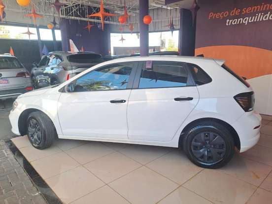 VOLKSWAGEN-POLO-2024