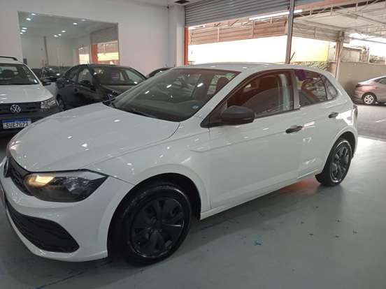 VOLKSWAGEN-POLO-2024