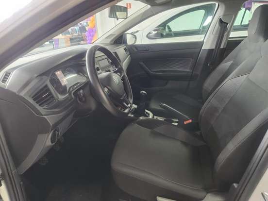VOLKSWAGEN-POLO-2024