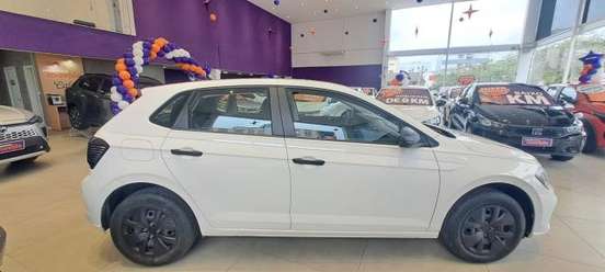 VOLKSWAGEN-POLO-2024