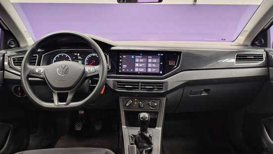 VOLKSWAGEN-POLO-2024