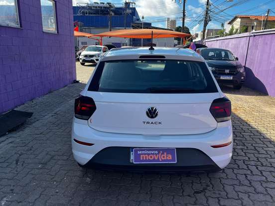 VOLKSWAGEN-POLO-2024