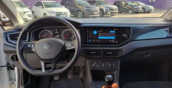VOLKSWAGEN-POLO-2024