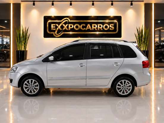 VOLKSWAGEN-SPACEFOX-1.6 MI TREND 8V FLEX 4P MANUAL VOLKSWAGEN-SPACEFOX-2012