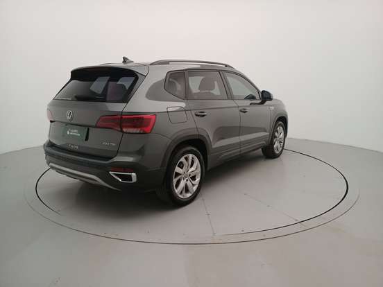 VOLKSWAGEN-TAOS-2023