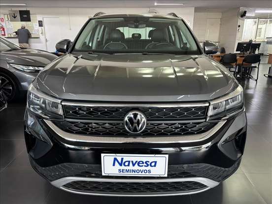 VOLKSWAGEN-TAOS-2022