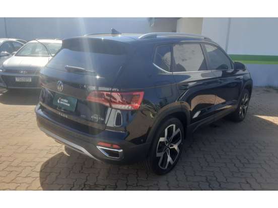 VOLKSWAGEN-TAOS-2024