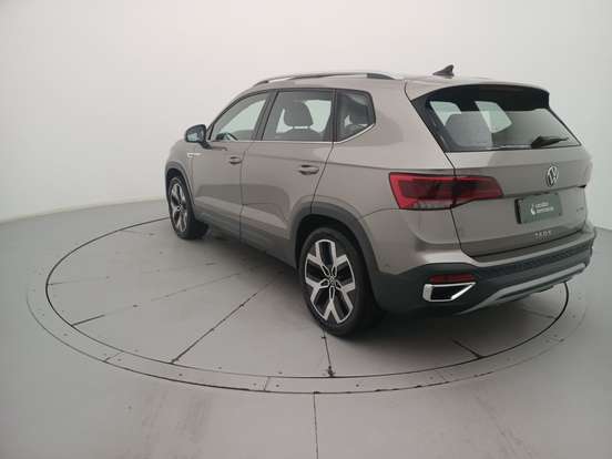 VOLKSWAGEN-TAOS-1.4 250 TSI TOTAL FLEX HIGHLINE AUTOMÁTICO VOLKSWAGEN-TAOS-2025
