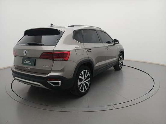 VOLKSWAGEN-TAOS-1.4 250 TSI TOTAL FLEX HIGHLINE AUTOMÁTICO VOLKSWAGEN-TAOS-2023
