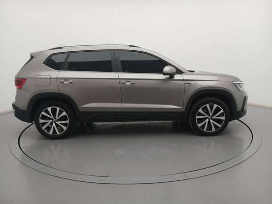 VOLKSWAGEN-TAOS-1.4 250 TSI TOTAL FLEX HIGHLINE AUTOMÁTICO VOLKSWAGEN-TAOS-2023