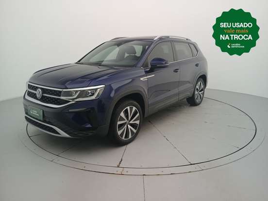 VOLKSWAGEN-TAOS-2023