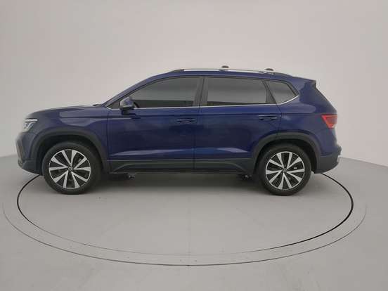 VOLKSWAGEN-TAOS-2023