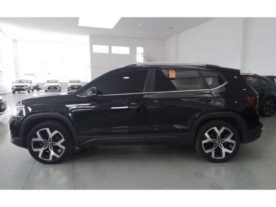 VOLKSWAGEN-TAOS-2024