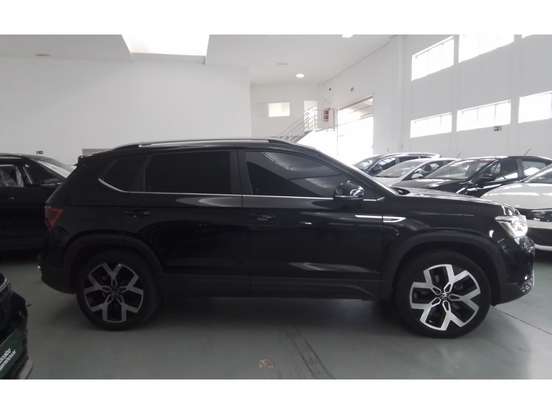 VOLKSWAGEN-TAOS-1.4 250 TSI TOTAL FLEX HIGHLINE AUTOMÁTICO VOLKSWAGEN-TAOS-2024