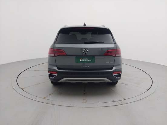 VOLKSWAGEN-TAOS-2023