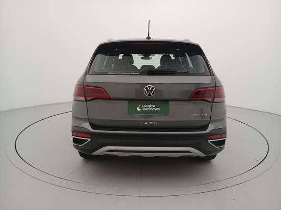 VOLKSWAGEN-TAOS-2023