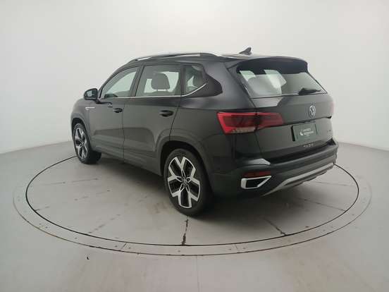 VOLKSWAGEN-TAOS-2024