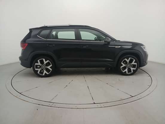 VOLKSWAGEN-TAOS-2024