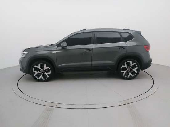 VOLKSWAGEN-TAOS-2024