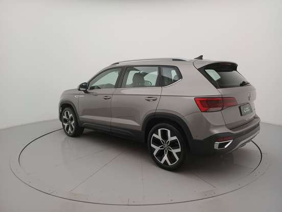 VOLKSWAGEN-TAOS-1.4 250 TSI TOTAL FLEX HIGHLINE AUTOMÁTICO VOLKSWAGEN-TAOS-2024
