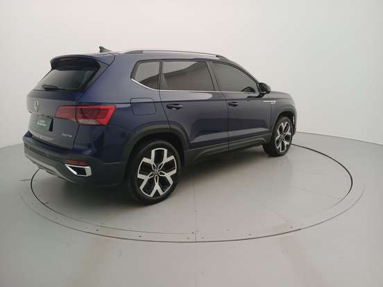 VOLKSWAGEN-TAOS-2024
