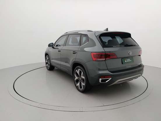 VOLKSWAGEN-TAOS-1.4 250 TSI TOTAL FLEX HIGHLINE AUTOMÁTICO VOLKSWAGEN-TAOS-2024