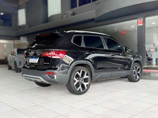 VOLKSWAGEN-TAOS-2024