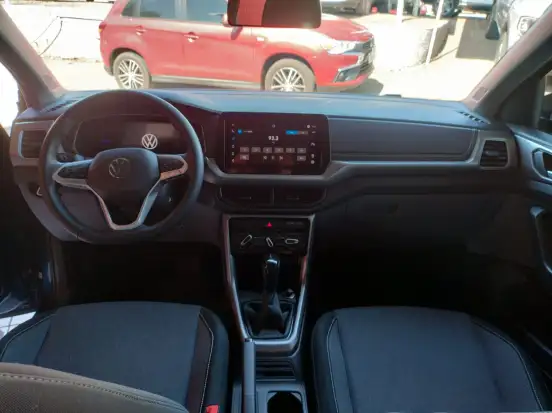 VOLKSWAGEN-T-CROSS-2024