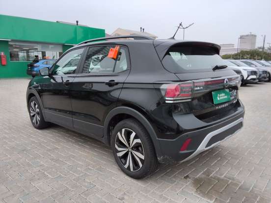 VOLKSWAGEN-T-CROSS-2025