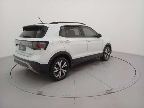 VOLKSWAGEN-T-CROSS-2024